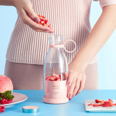 Recharable Portable Mini Juicer Bottle